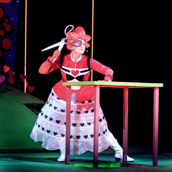 Alice In Wonderland | Perm Theatre for the Young Russia | Michael Hunt